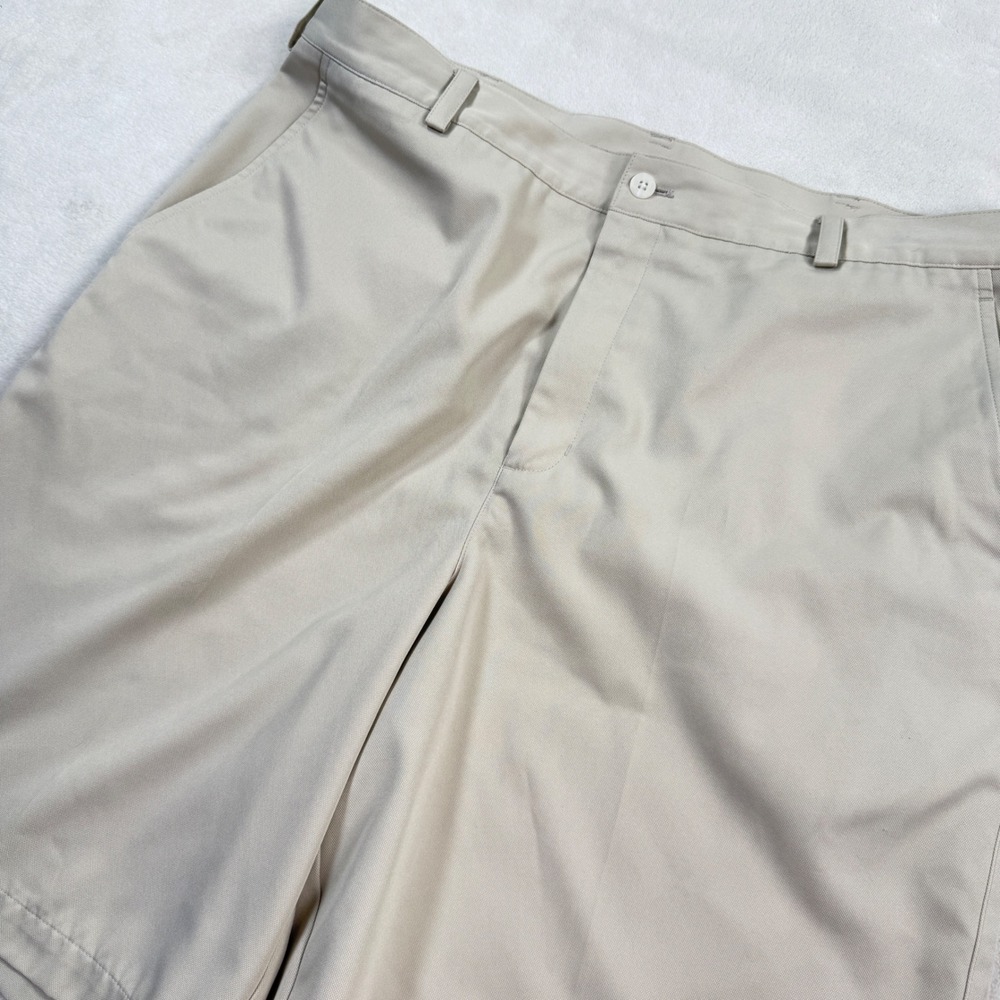 Nike Golf Fit Dry Tan Khaki Performance Shorts Mens Size 38 Flat Front Polyester